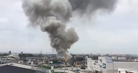 В Японии неизвестный поджег аниме-студию. Погибли 25 человека. В японском Киото неизвестный поджег аниме-студию yoto Animation Co. В результате пожара, по последним данным, погибли 25 человека,