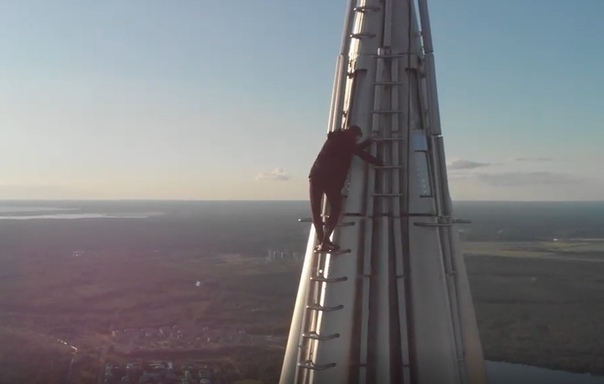вид со смотровой площадки лахта центра. петербург со смотровой площадки лахта центра. вид с лахта центра. подняться на лахту. небоскреб лахта смотровая площадка.